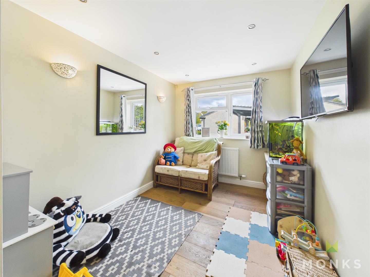 28 The Terraces, Oswestry, SY10 9NB For Sale